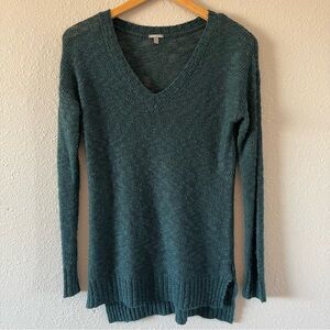 Charlotte Russe Teal Knit V-Neck Sweater Size X-Small